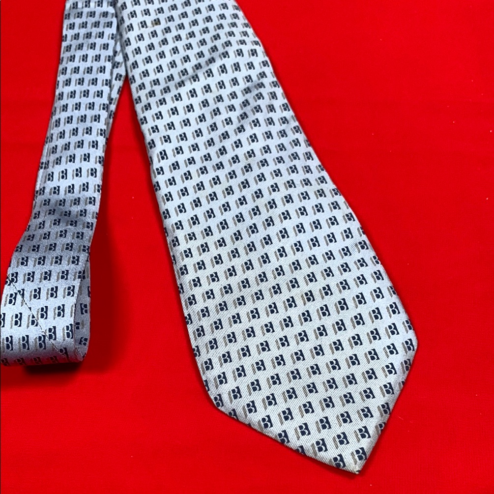 Vineyard Vines Silk Tie